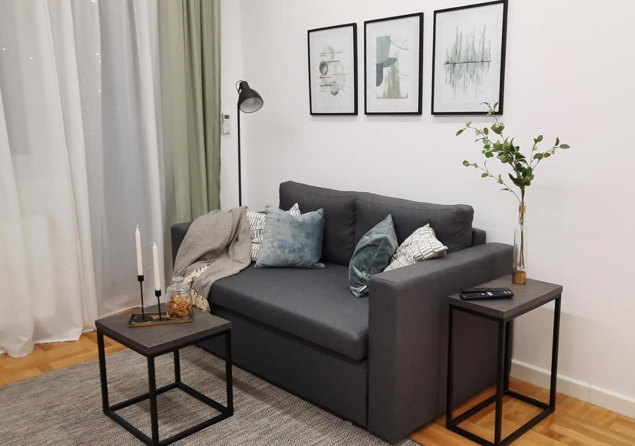 Nina Studio Apartment Bijeljina Kültér fotó